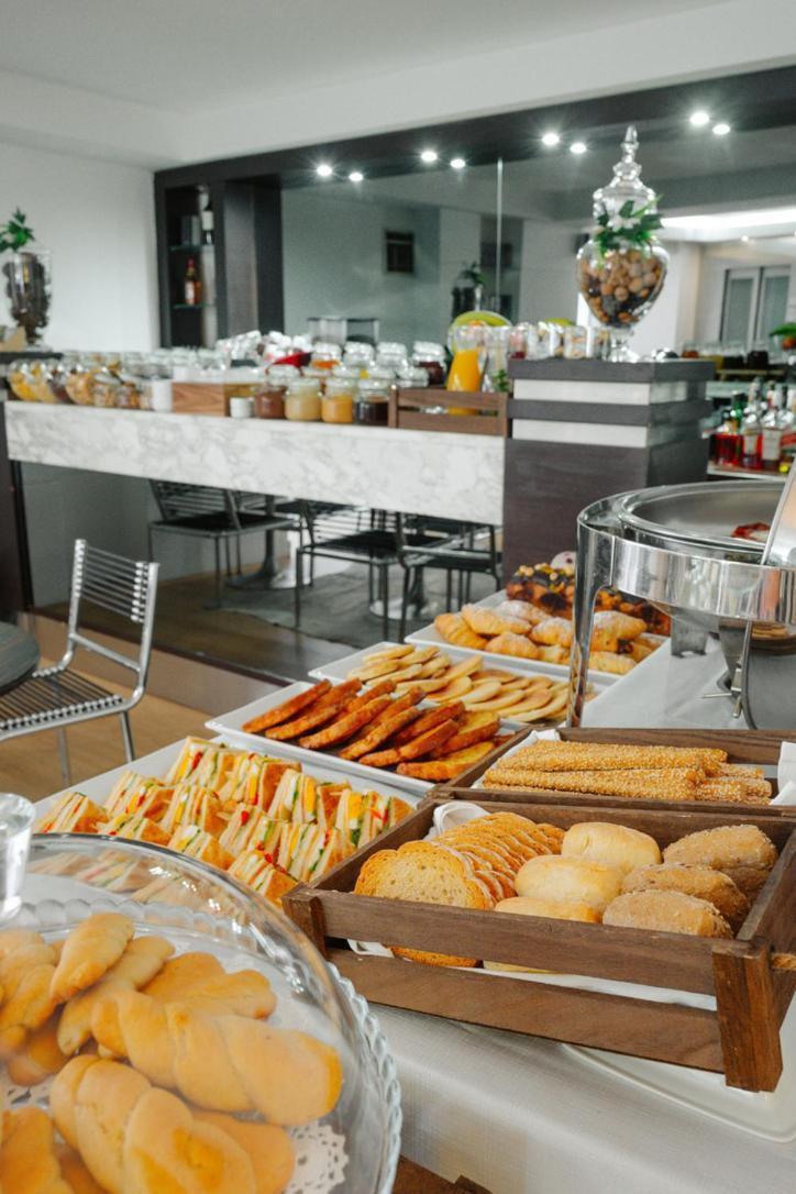 Andromeda Boutique Hotel แคซโทเรีย ภายนอก รูปภาพ